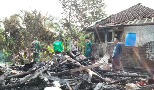 Kebakaran di Kampung Pasir Mangga, Satu Rumah Rata dengan Tanah
