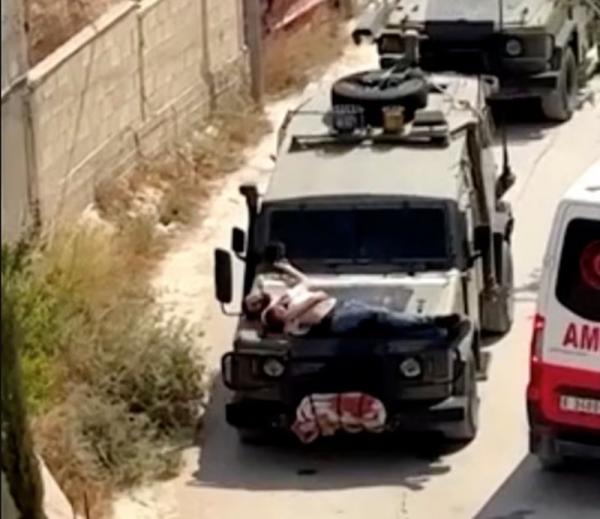 Biadab! Pria Palestina Terluka dan Terikat di Atas Kap Mobil Tentara Israel