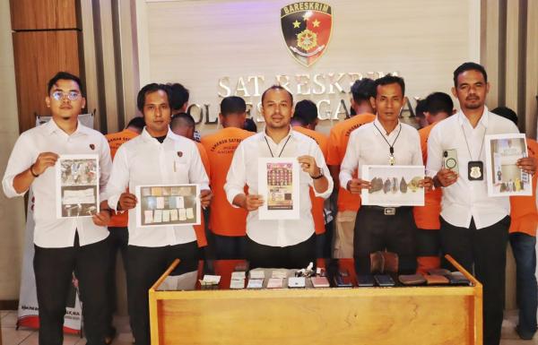 Polisi Ringkus 12 Penjudi Slot di Nagan Raya