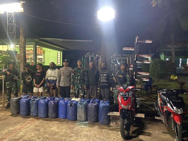 700 Liter BBM ilegal dan 2 Unit Sepeda Motor Berhasil Digagalkan Satgas Yonif 122/TS Pos Kout