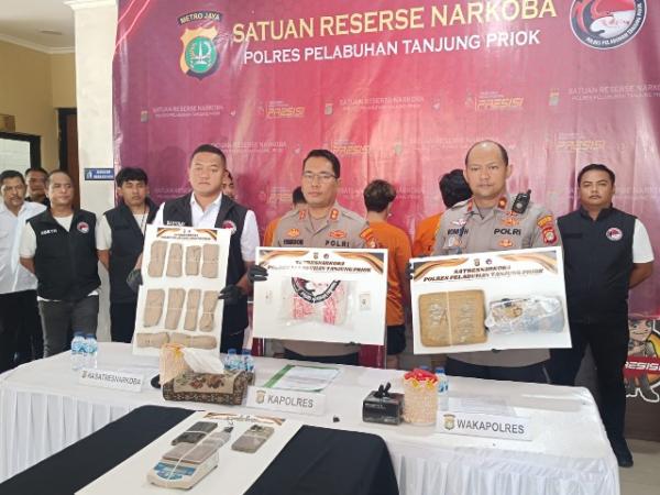Edarkan Narkoba dalam Bungkus Nasi, 3 Pengedar Ditangkap di Apartemen Jakarta Timur