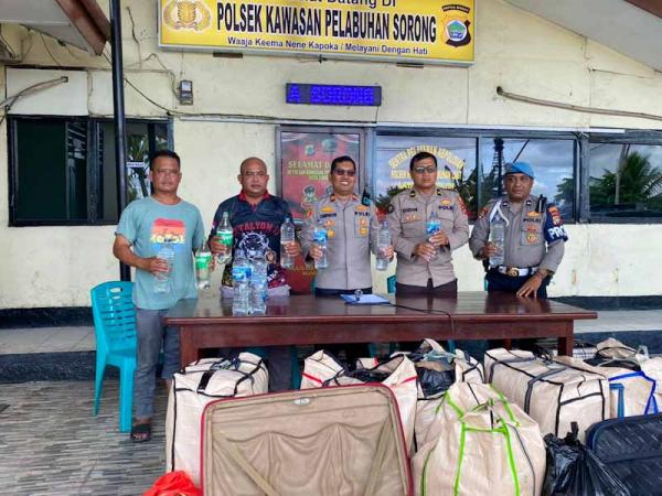 Polsek KP3 Laut Amankan 880 Liter Miras Ilegal Jenis Cap Tikus