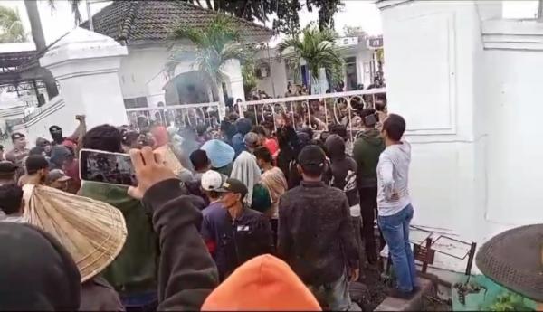 Berpotensi Rusak Lingkungan, Ratusan Warga Demo Tolak Pembangunan Kawasan Industri di Takalar