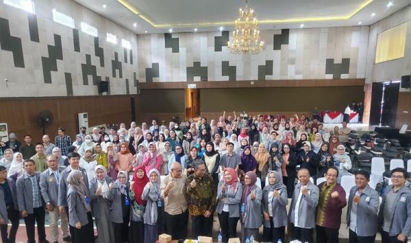 Rakercab IAI Kota Bandung, Yena Ma'soem: Apoteker Profesi Mulia Terkait Kelangsungan Hidup Manusia