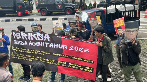 Puluhan Mahasiswa Minta KPK Usut Tuntas Dugaan Korupsi Bapelkes Dinkes Aceh Senilai Rp 4,3 Miliar