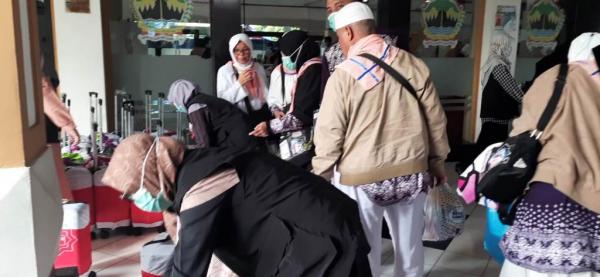 8.620 Jemaah Haji Telah Kembali ke Tanah Air Melalui Embarkasi Solo