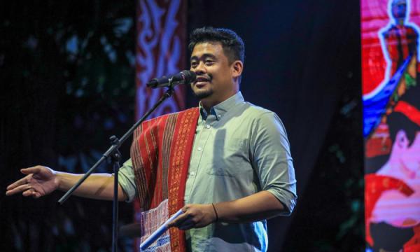 Kenalkan Adat Istiadat di Era Modern, Bobby Nasution Apresiasi Pesta Gondang Naposo