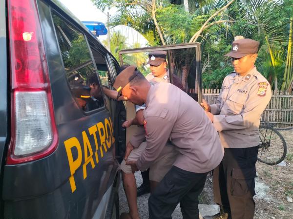 Polisi di Pidie Jaya Aceh Bantu Perobatan Warga Derita Sakit Lumpuh