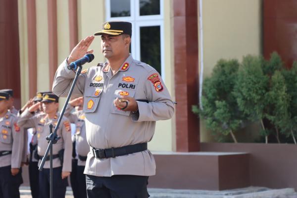 AKBP Dodon Priyambodo Kapolres Pidie Jaya Pimpin 18 Personel Raih Kenaikan Pangkat