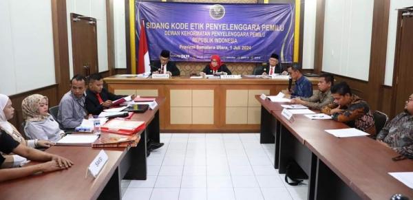 DKPP Periksa Ketua KPU Labuhanbatu Selatan