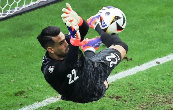 Tepis 3 Penalti Slovenia, Siapakah Sosok Diogo Costa Pahlawan Portugal di Euro 2024 