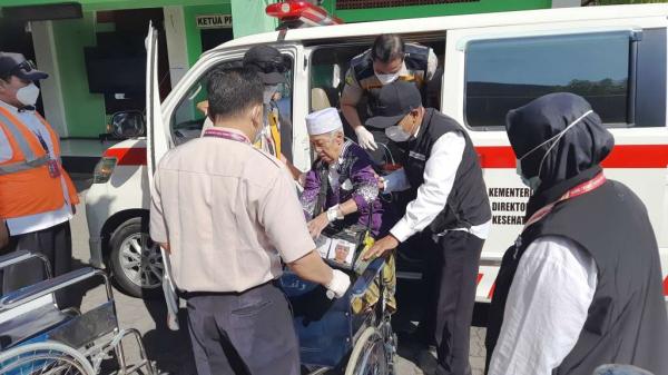 Jumlah Jemaah Haji Wafat Embarkasi Solo Terus Bertambah