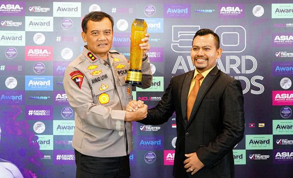 Kapolda Jateng Ahmad Luthfi Dapat Penghargaan Indonesia Most Inspiring and Valuable Figure 2024