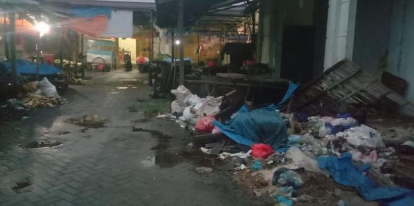 Berhari-hari Sampah di Pasar Sentral Takalar Menumpuk, Warga Mengaku Resah