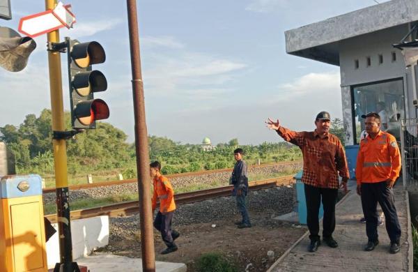 Palang Pintu Kereta Api Makan Korban, Bambang Haryo Kembali Ingatkan Pentingnya Alarm EWS