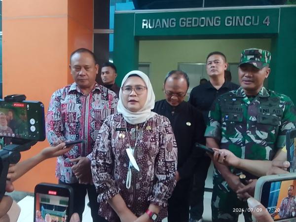 Bupati Bersama Dandim Indramayu Kunjungi Bayi Kembar 5, Nina Agustina: Kondisi Ibu dan Anak Membaik