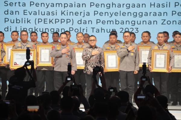 SSDM Polri Raih Penghargaan Pelayanan Prima Versi PEKPPP Nasional dari KemenPAN RB