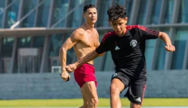 Mimpi Ronaldo: Ingin Bermain Satu Tim dengan Putranya sebelum Pensiun
