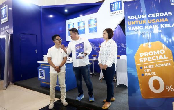 Hadir di Surabaya Printing Expo, BFI Finance Bagikan Promo Bunga Nol Persen untuk Pembiayaan Mesin