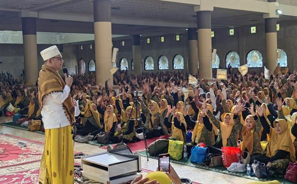 Kang Ace Minta Jamaah Al Hidayah Jabar Doakan Golkar Pilih Pemimpin Daerah yang Cinta Agama
