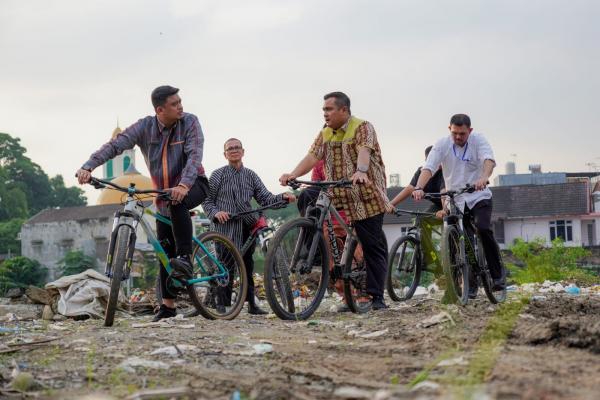 Tinjau Progres Revitalisasi Taman Cadika, Bobby Nasution: Ini Untuk Masyarakat, Non APBD