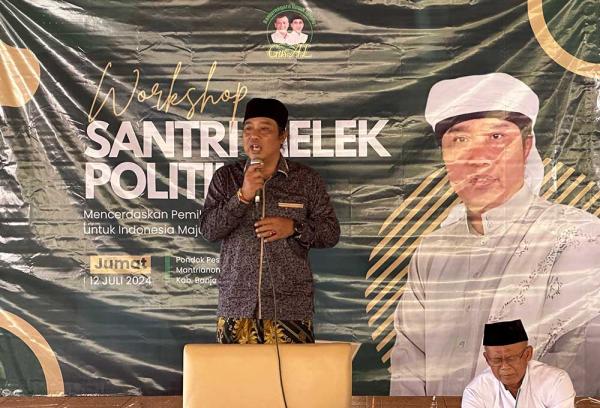 Relawan Gus Sambangi Kalangan Muda Lewat Acara Santri Melek Politik