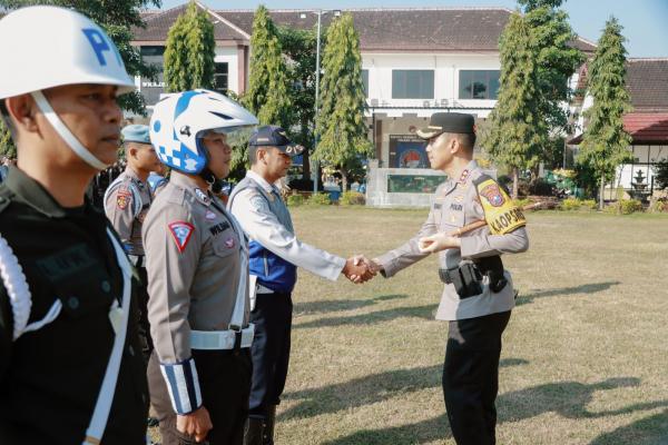 Operasi Patuh Semeru 2024 di Jombang Sasar 10 Pelanggar Lalu Lintas