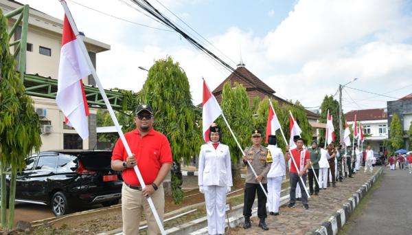 Pemkot Banjar Gelar Gerakan 10 Ribu Bendera Merah Putih Sambut HUT Kemerdekaan RI ke-79 