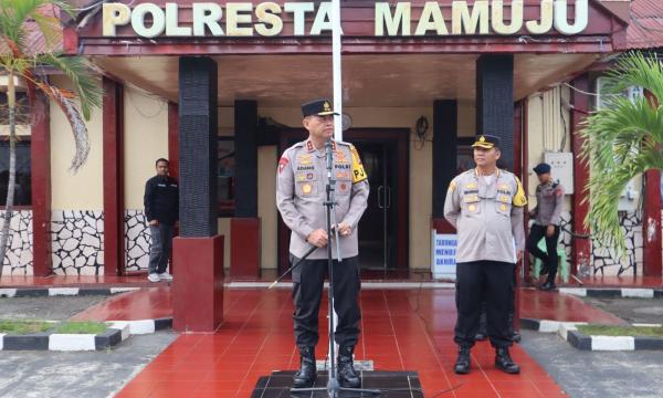 Kapolda Sulbar Irjen Pol Adang Ginanjar Sidak dan Pimpin Apel Pagi di Mapolresta Mamuju