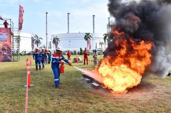 Fire And Rescue Challenge, Cara Kilang Balongan Menguji Ketangkasan Pekerja Jadi Damkar