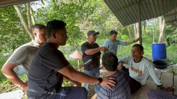 Kabur usai Perkosa Anak Kandung Viral, Eks Caleg di Padang Pariaman Ditangkap Sembunyi di Bukit