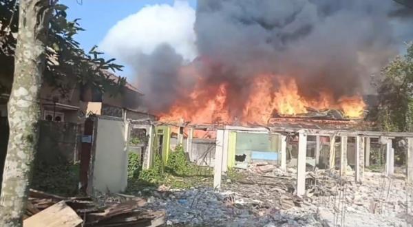 Empat Rumah Bedeng Dihuni Satu Keluarga di Palembang Ludes Dilalap Api, Diduga Korsleting Listrik