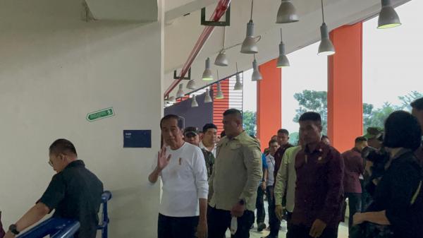 Hadiri Pembukaan Piala Presiden 2024 di Si Jalak Harupat, Jokowi: Banyak Kompetisi Semakin Baik