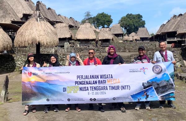 Tak Melulu Labuan Bajo, Kemenparekraf Gandeng Media Perkenalkan Destinasi Wisata Lain di Flores NTT