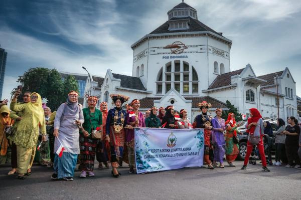 Kahiyang Ayu Lepas 6.500 Peserta Parade Kebaya Nusantara di Medan