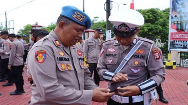 Cegah Judi Online, Propam Sidak Handphone Personel Polres Bontang