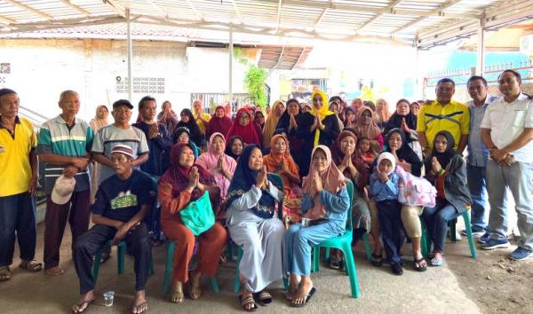 Warga Cipayung Antusias Hadiri Pengobatan Gratis dr Ririn Farabi Arafiq