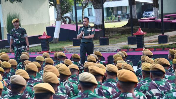 Cek Markas Rindam dan Yonarmed, Pangdam Diponegoro Tekankan Prajurit Hindari Perjudian