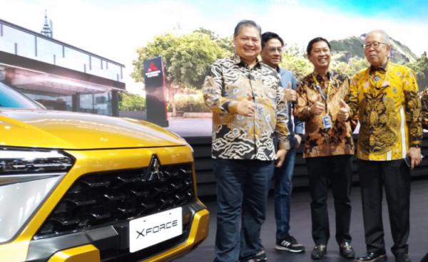 Airlangga : Pemerintah Mendukung Industri Otomotif Nasional Khususnya Mobil Listrik