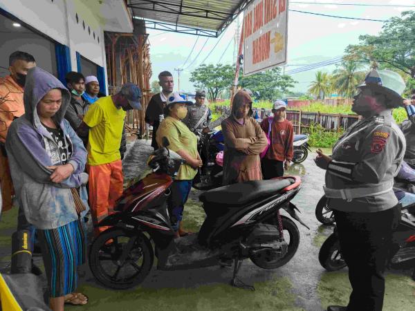 Meski Diguyur Hujan, Ops Patuh Polresta Tetap Berikan Layanan Edukasi Kepada Masyarakat