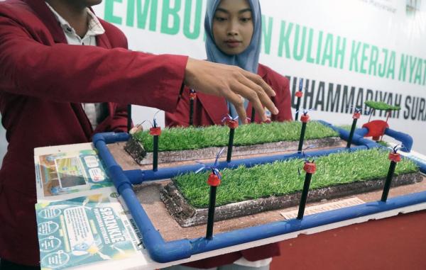 Inilah 17 Inovasi Mahasiswa UM Surabaya yang Bakal Diaplikasikan di KKN 2024