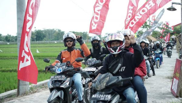 Honda Supra Masih Menggelora, 1.600 Pecinta Gelar Jambore 20 Tahun di Klaten