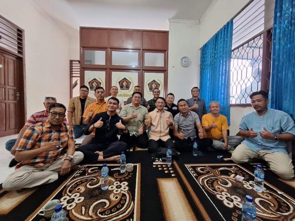 Astra Group Purwasuka Kunjungi Kantor PWI Karawang, Jalin Sinergitas dengan Media