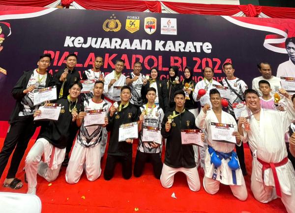 Tim Karate Polda Sumsel Raih 12 Emas, 7 Perak dan 4 Perunggu pada National Karate Open Championship