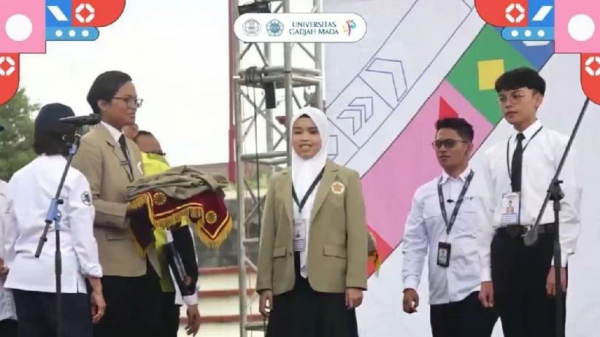 Viral! Putri Ariani Ikuti Ospek di UGM, Netizen: Keren Banget!