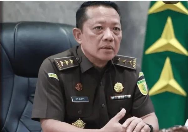 JAM Pidsus Hebat! Bernyali Besar Usut Mega Korupsi