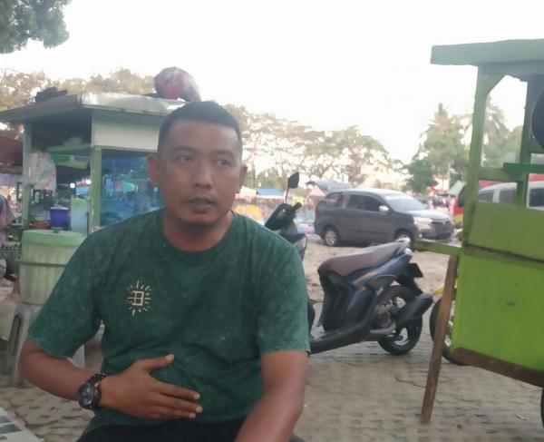 Kades Palembapang Klarifikasi Video Viral Hambur-hamburkan Uang di Penutupan Kalianda Fair 2024