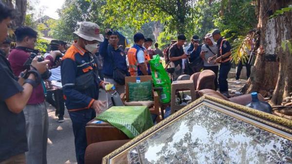 Tujuh Rumah Perusahaan di Gergaji Semarang Dieksekusi KAI