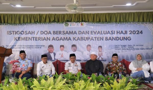 Bupati Dadang Minta Kuota Haji Kabupaten Bandung Ditambah