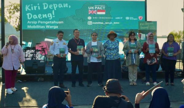 Buku “Kiri Depan, Daeng!” Resmi jadi Arsip Publik Provinsi Sulawesi Selatan dan Kota Makassar